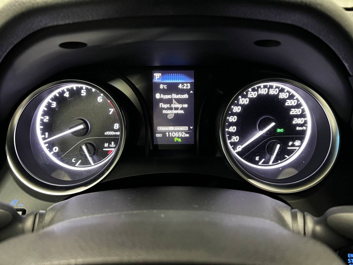 Toyota Camry с пробегом — 2021 год. Фото: #12