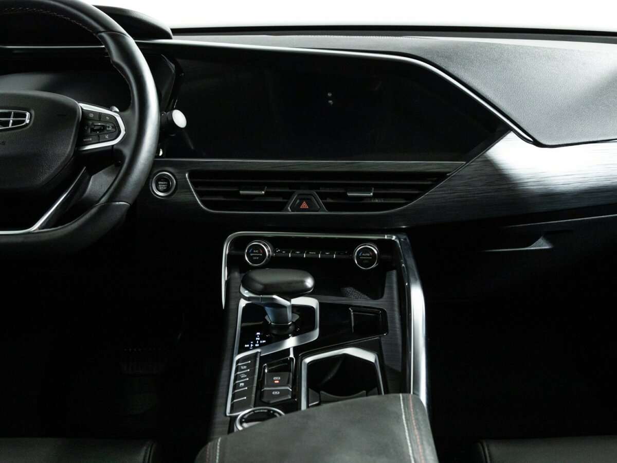 Geely Tugella с пробегом — 2021 год. Фото: #13