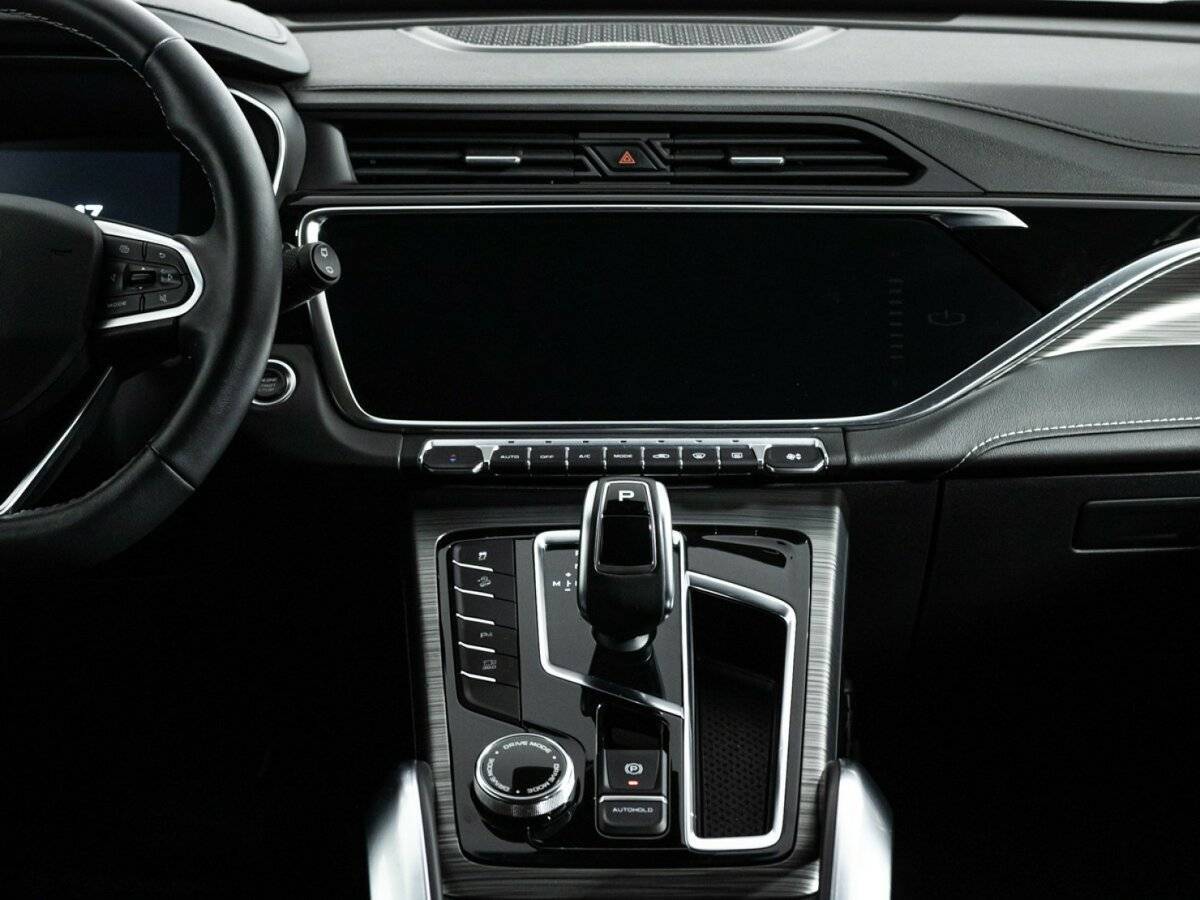 Geely Atlas Pro с пробегом — 2022 год. Фото: #13