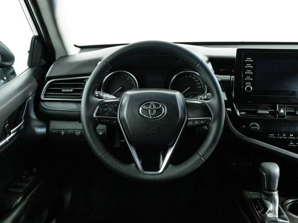 Toyota Camry с пробегом — 2021 год. Фото: #19