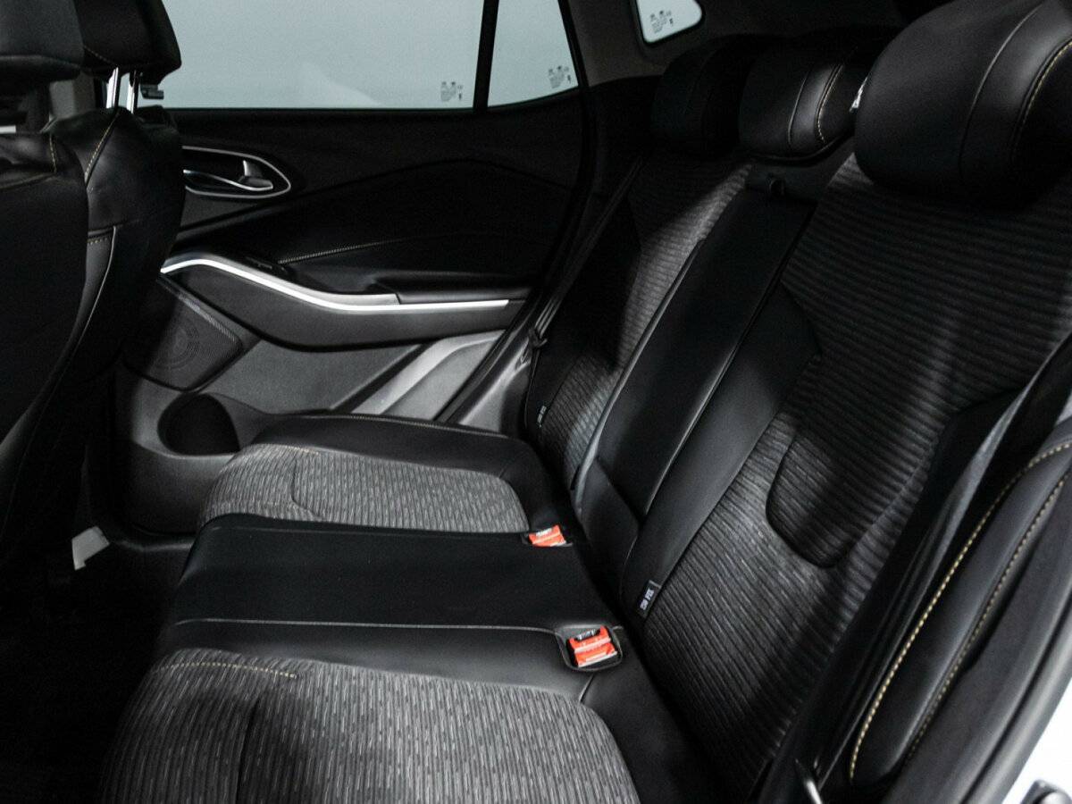 Москвич 3 с пробегом — 2023 год. Фото: #9