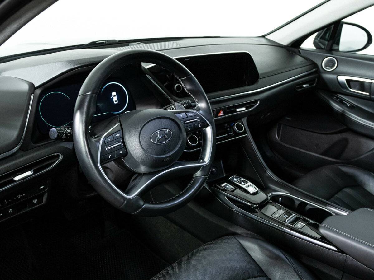 Hyundai Sonata с пробегом — 2020 год. Фото: #10
