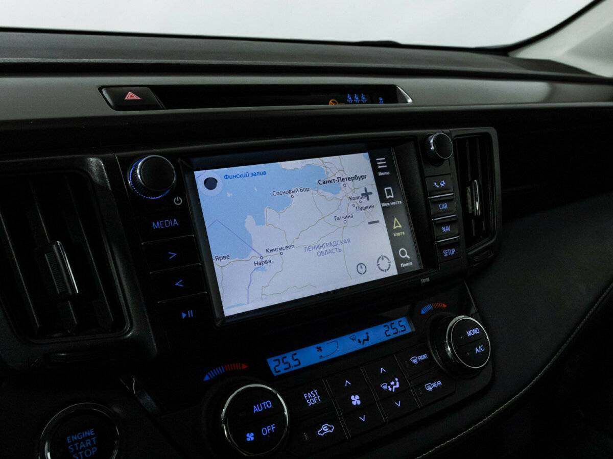 Toyota RAV4 с пробегом — 2018 год. Фото: #15