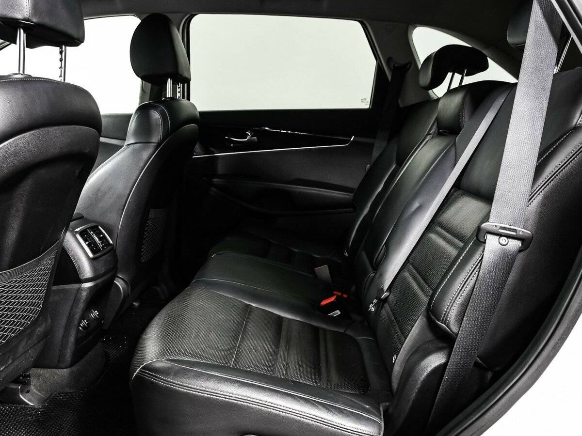 Kia Sorento с пробегом — 2019 год. Фото: #12