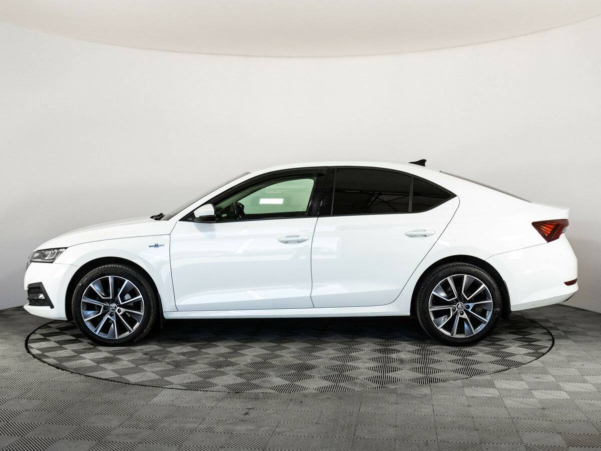 Skoda Octavia с пробегом — 2021 год. Фото: #7