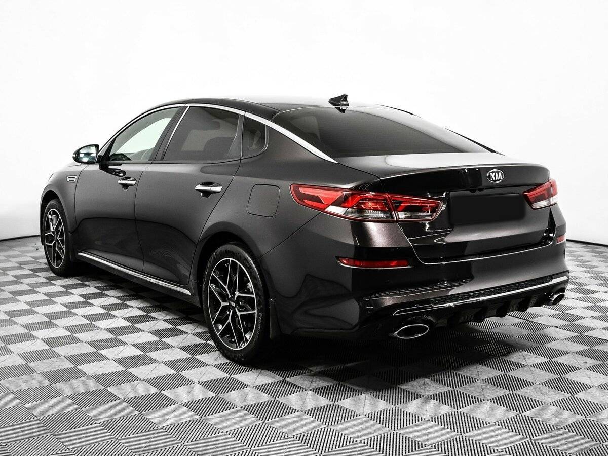 Kia Optima с пробегом — 2018 год. Фото: #6