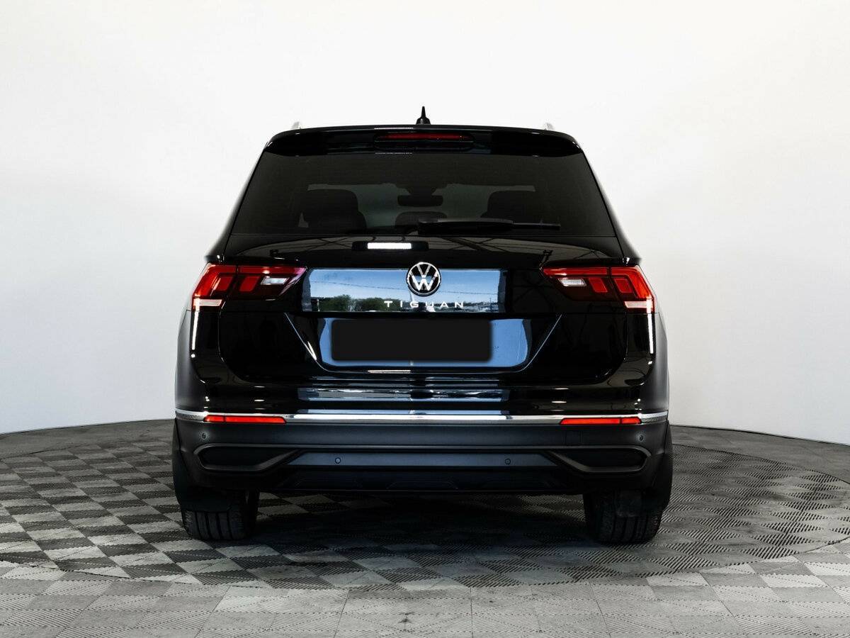 Volkswagen Tiguan с пробегом — 2021 год. Фото: #3