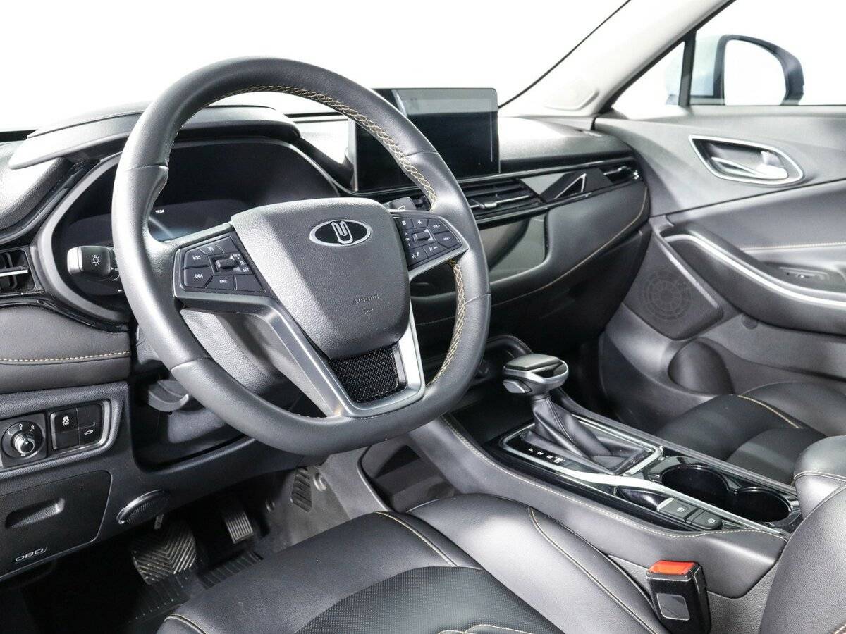 Москвич 3 с пробегом — 2023 год. Фото: #8