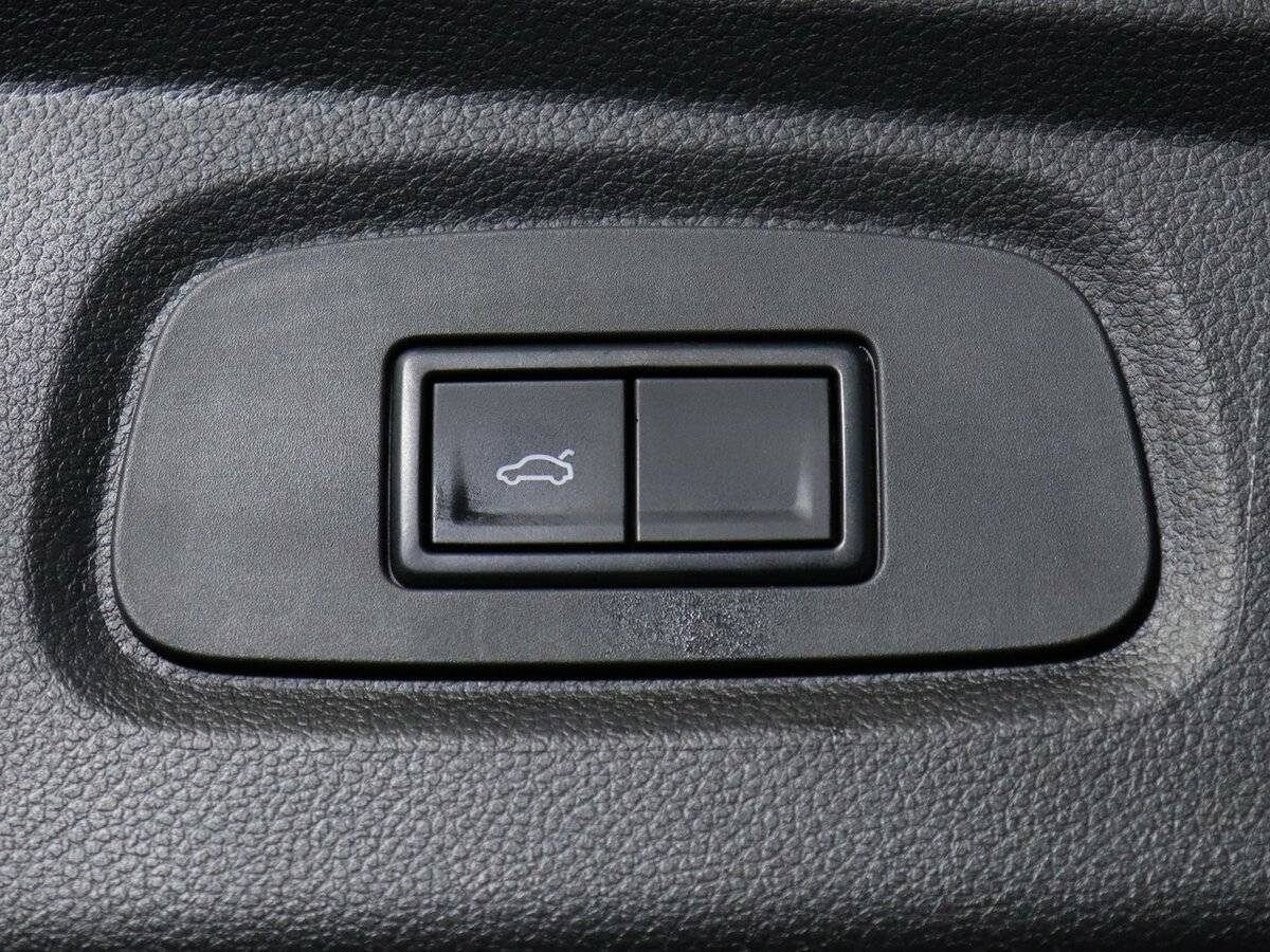 Москвич 3 с пробегом — 2023 год. Фото: #10