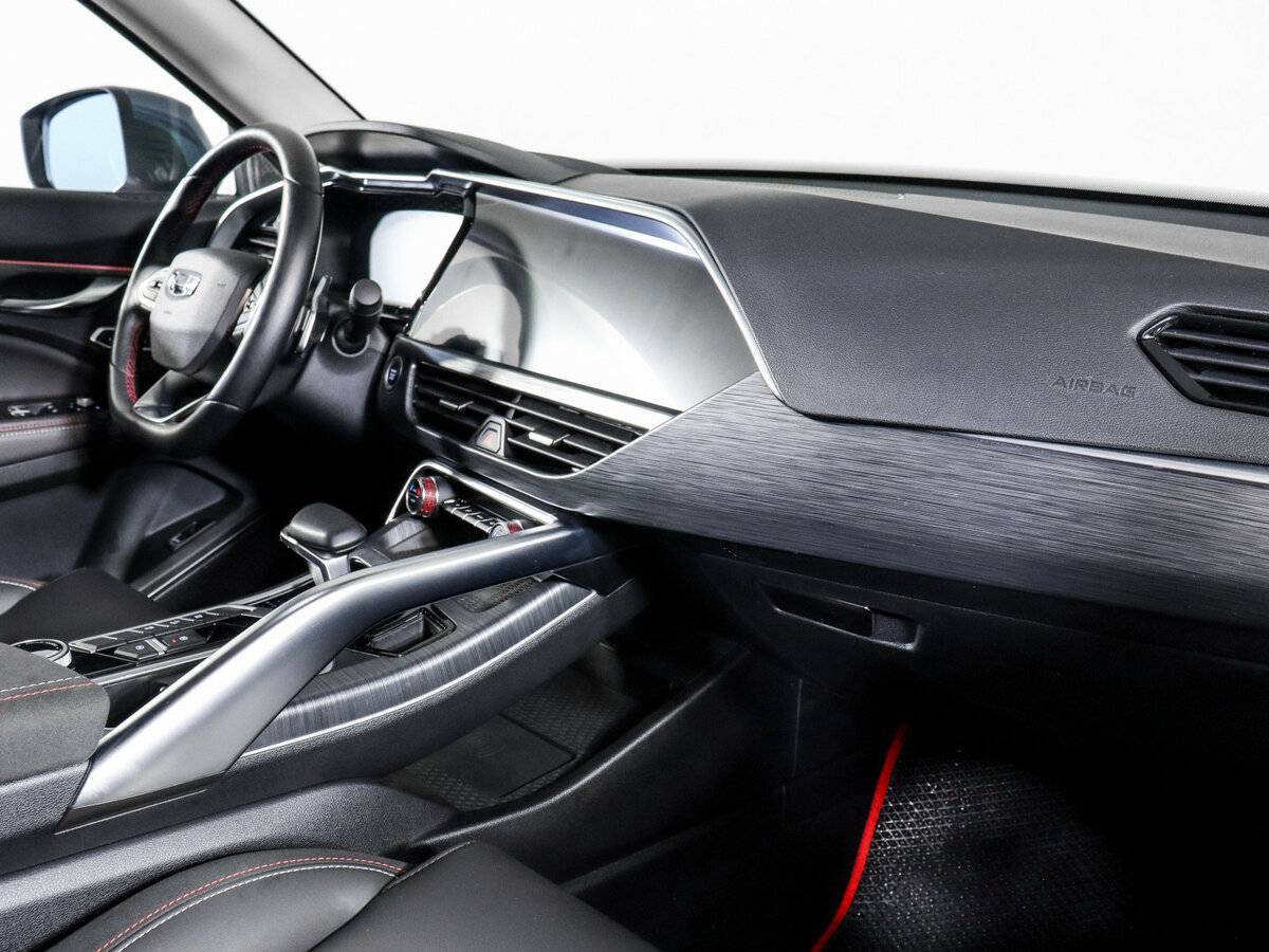 Geely Tugella с пробегом — 2022 год. Фото: #8