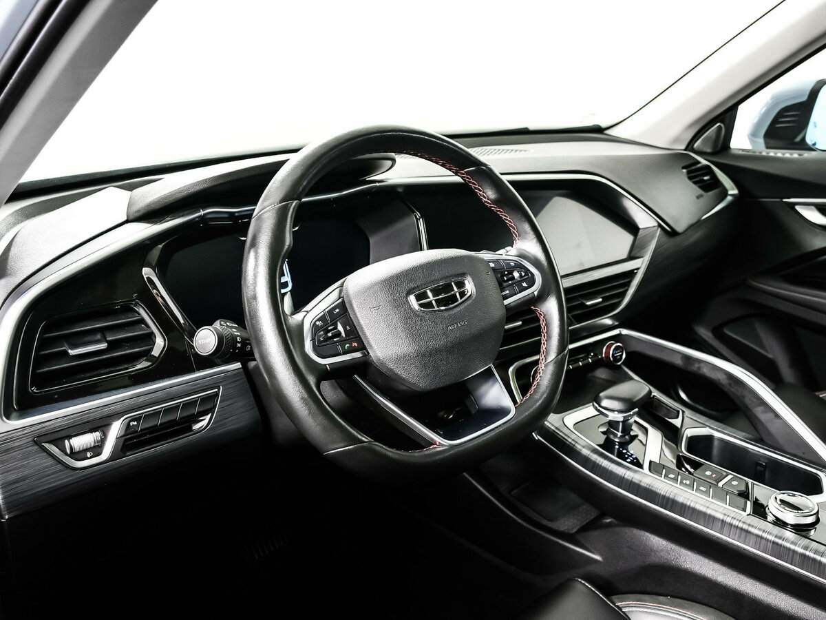 Geely Tugella с пробегом — 2021 год. Фото: #12