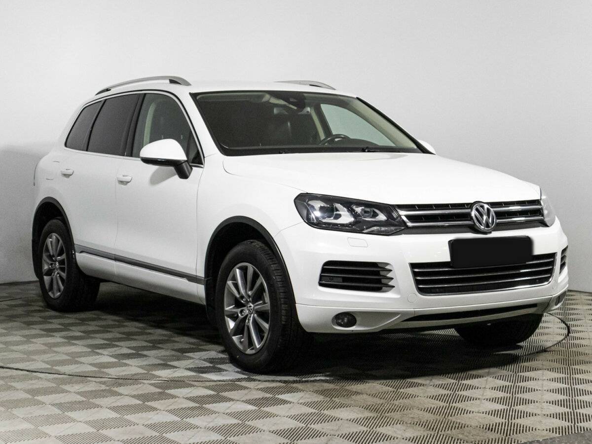 Volkswagen Touareg с пробегом — 2013 год. Фото: #2