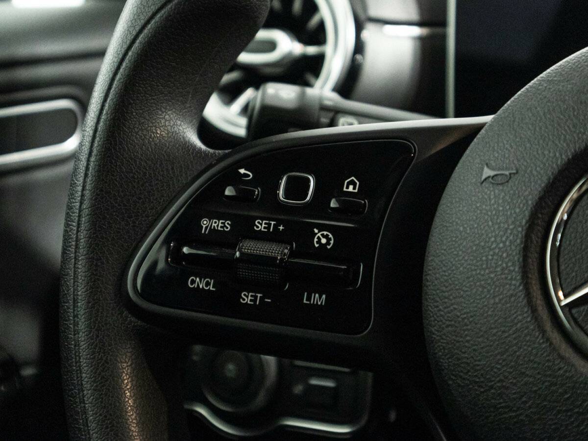 Mercedes-Benz A-Класс с пробегом — 2018 год. Фото: #18