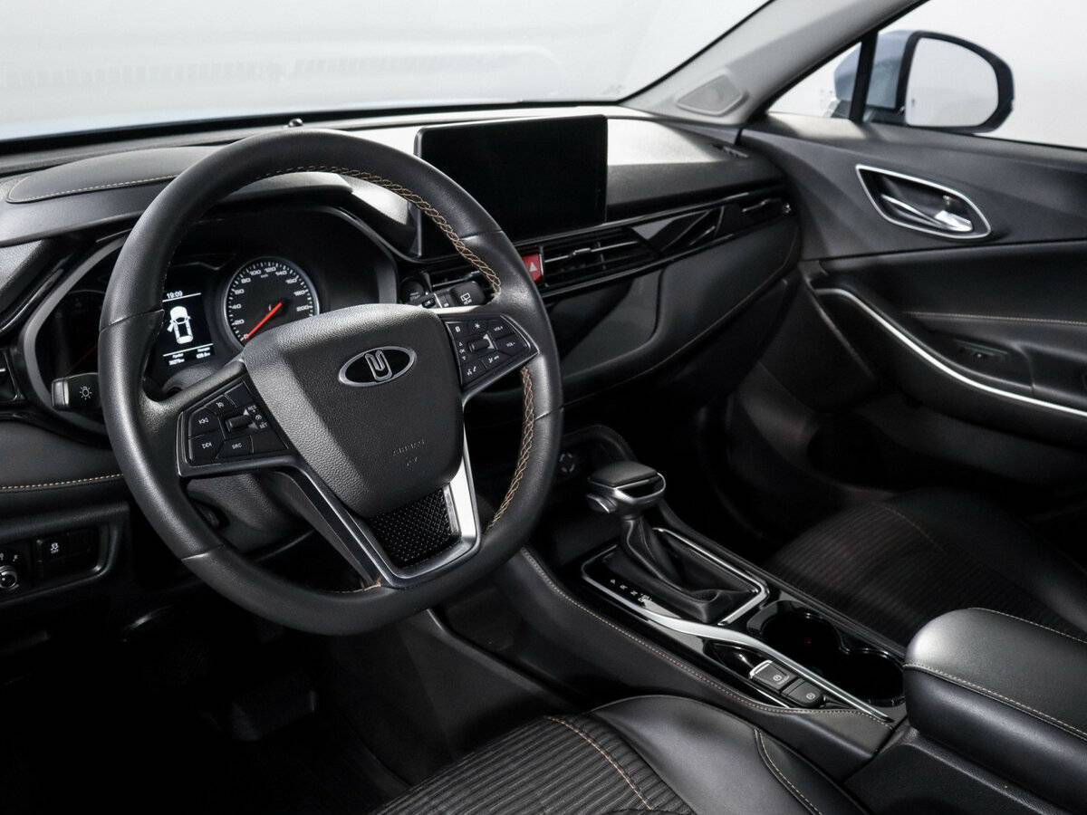 Москвич 3 с пробегом — 2023 год. Фото: #9