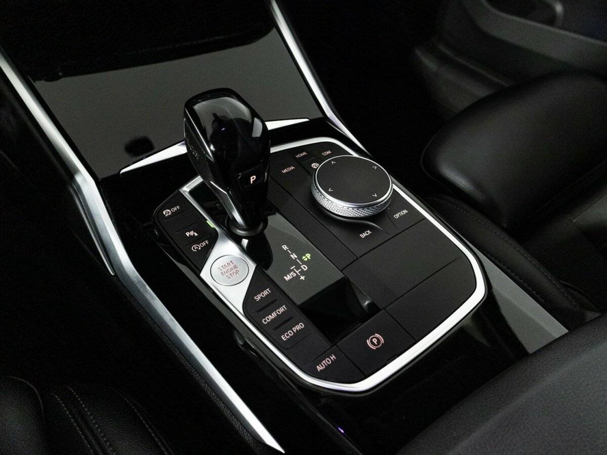 BMW 3 серии с пробегом — 2019 год. Фото: #17