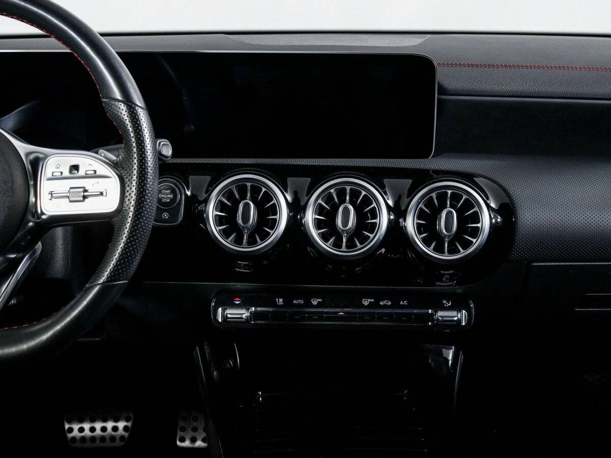 Mercedes-Benz CLA с пробегом — 2019 год. Фото: #11