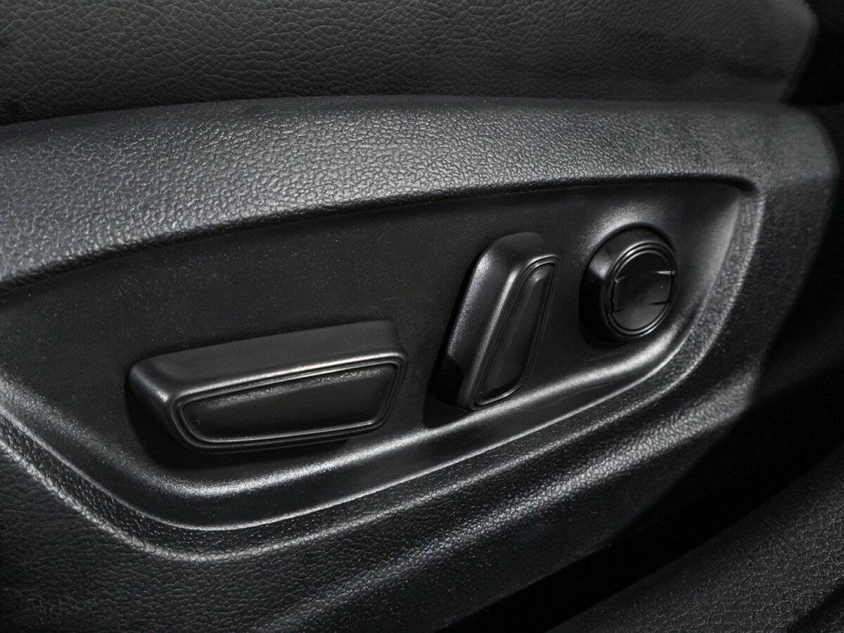 Toyota Camry с пробегом — 2021 год. Фото: #14