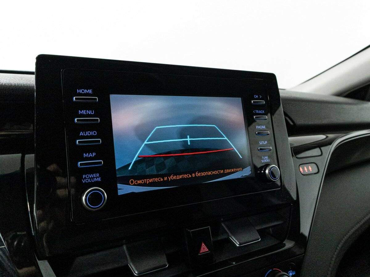Toyota Camry с пробегом — 2021 год. Фото: #15