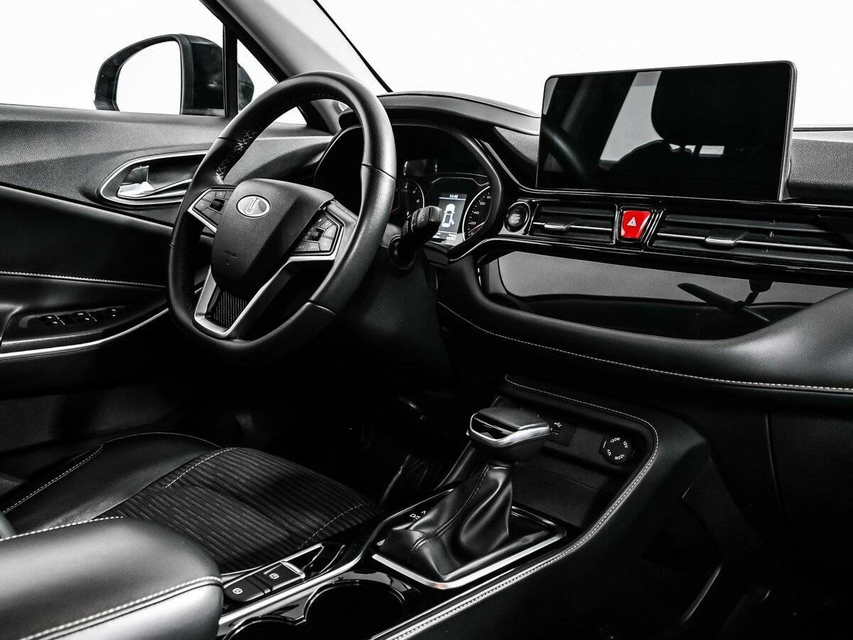 Москвич 3 с пробегом — 2023 год. Фото: #8