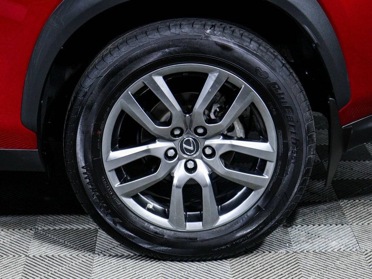 Lexus NX с пробегом — 2018 год. Фото: #11