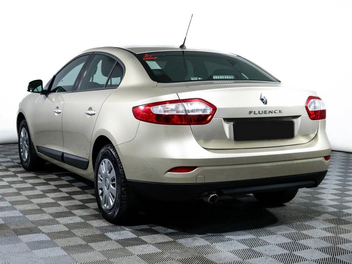 Renault Fluence с пробегом — 2012 год. Фото: #5