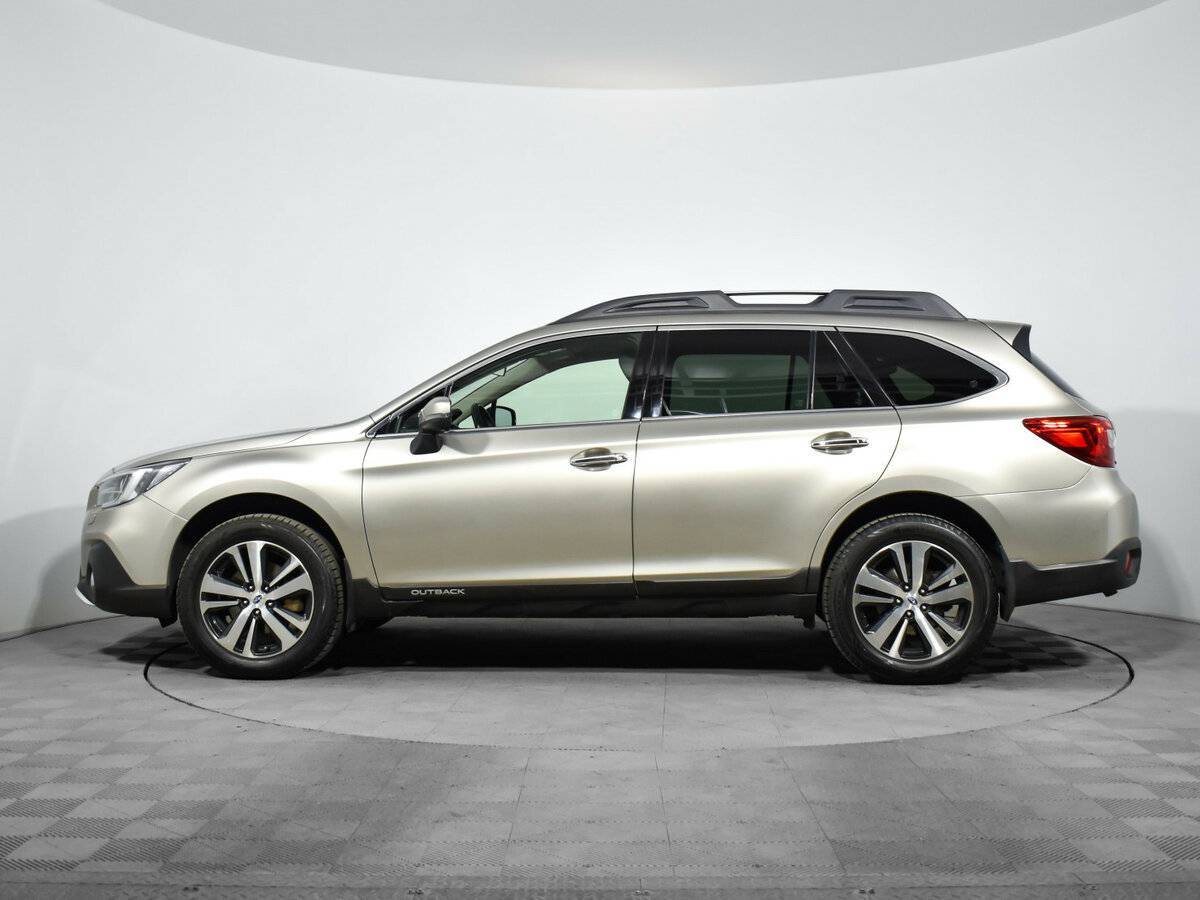 Subaru Outback с пробегом — 2018 год. Фото: #7