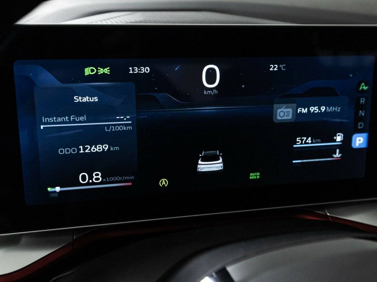 Geely Coolray с пробегом — 2023 год. Фото: #11