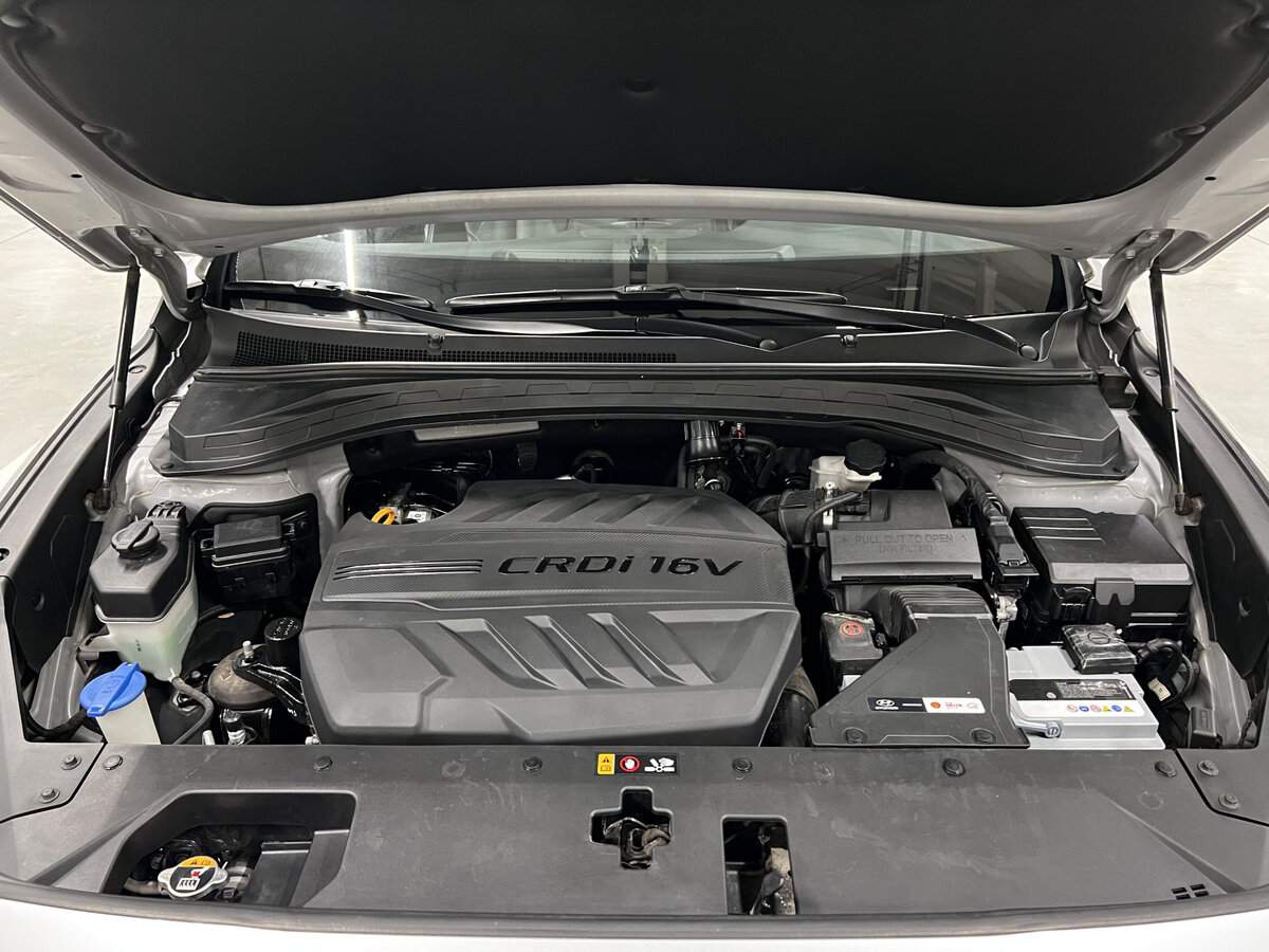 Hyundai Santa Fe с пробегом — 2019 год. Фото: #8