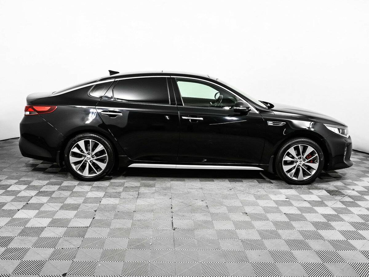 Kia Optima с пробегом — 2017 год. Фото: #3