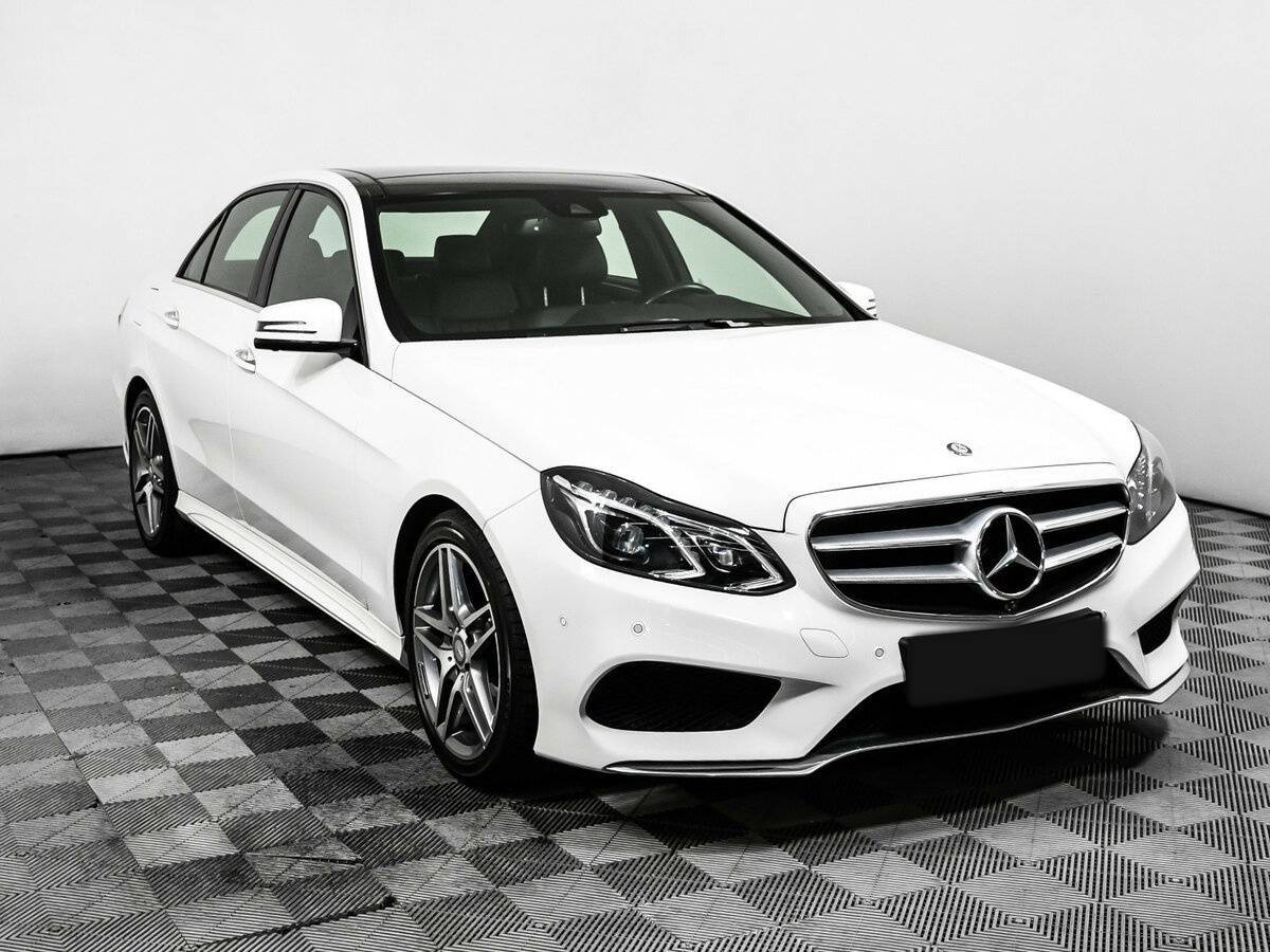 Mercedes-Benz E-Класс с пробегом — 2014 год. Фото: #2