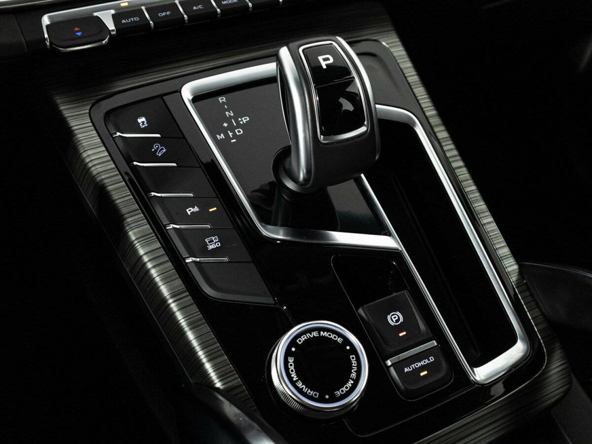 Geely Atlas Pro с пробегом — 2024 год. Фото: #21