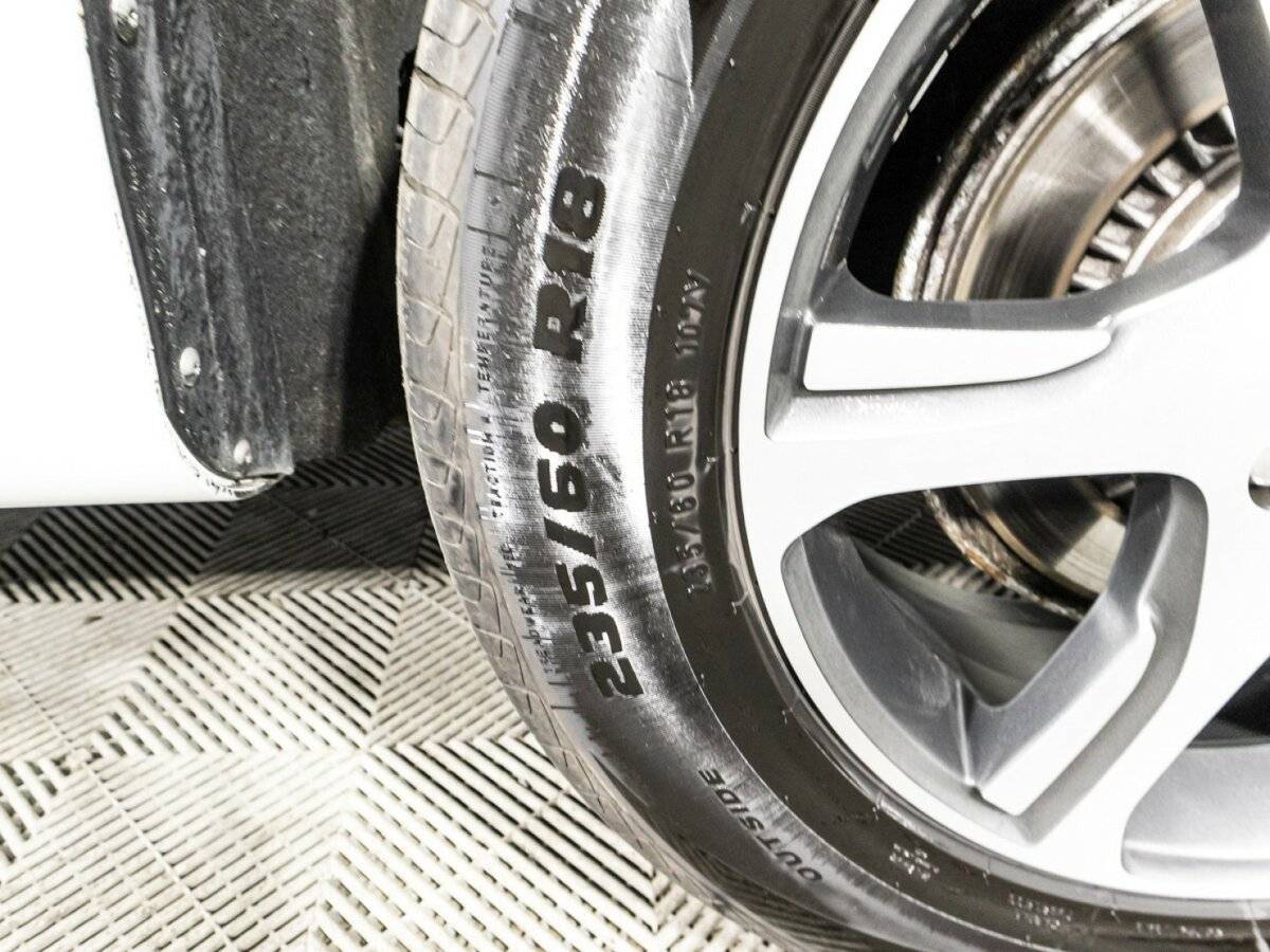 Volvo XC60 с пробегом — 2014 год. Фото: #5