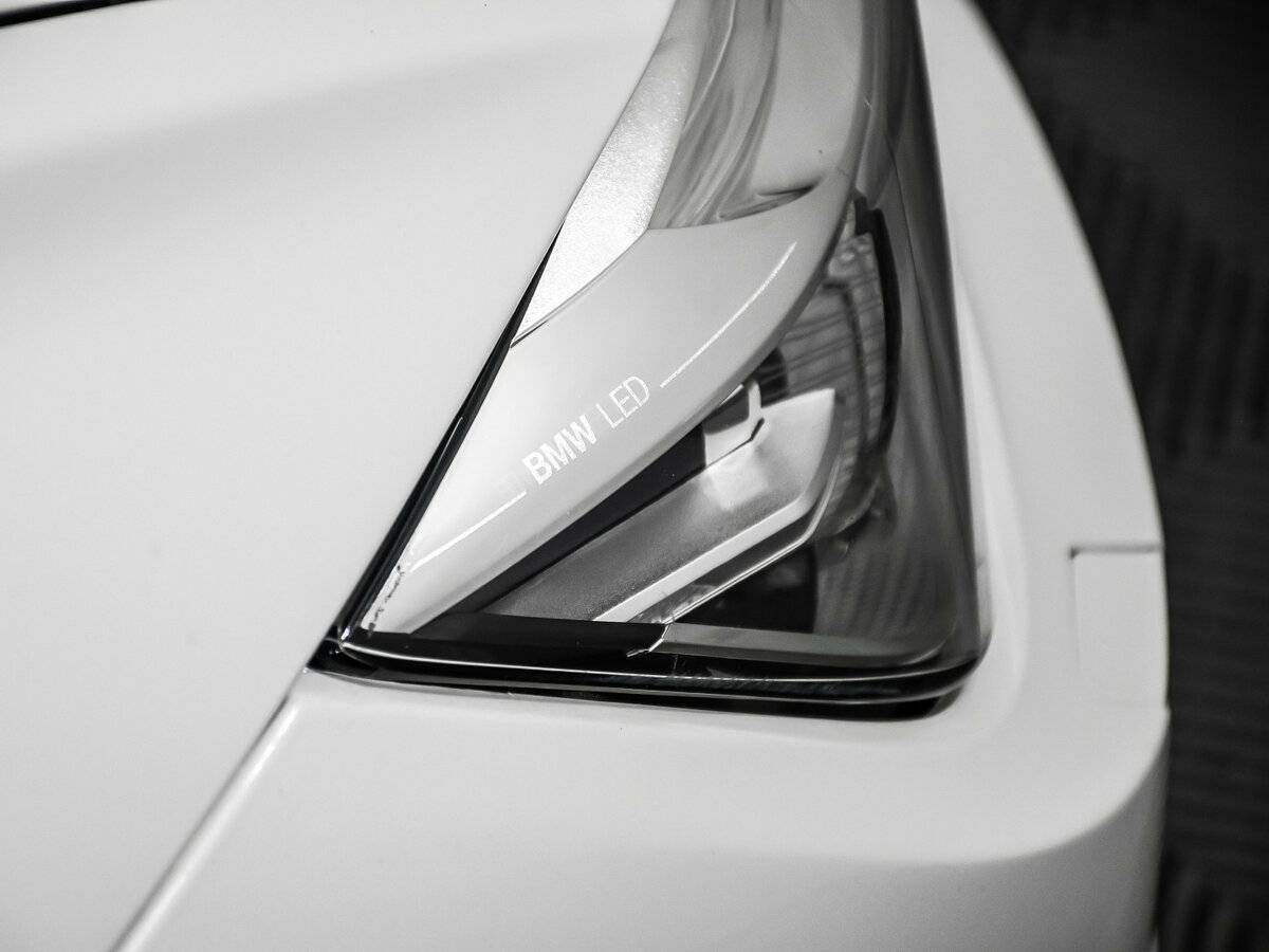 BMW 3 серии с пробегом — 2018 год. Фото: #14