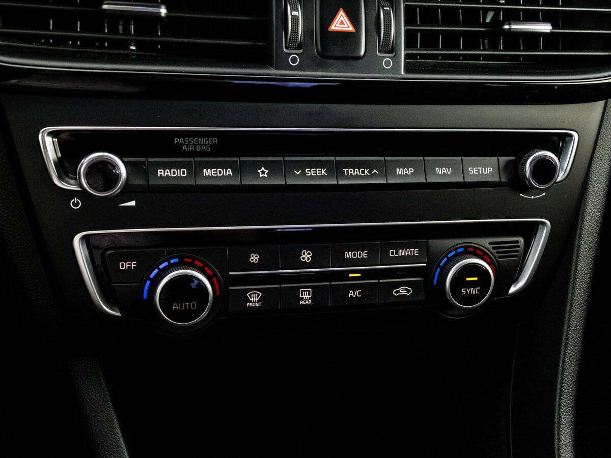 Kia Optima с пробегом — 2018 год. Фото: #11