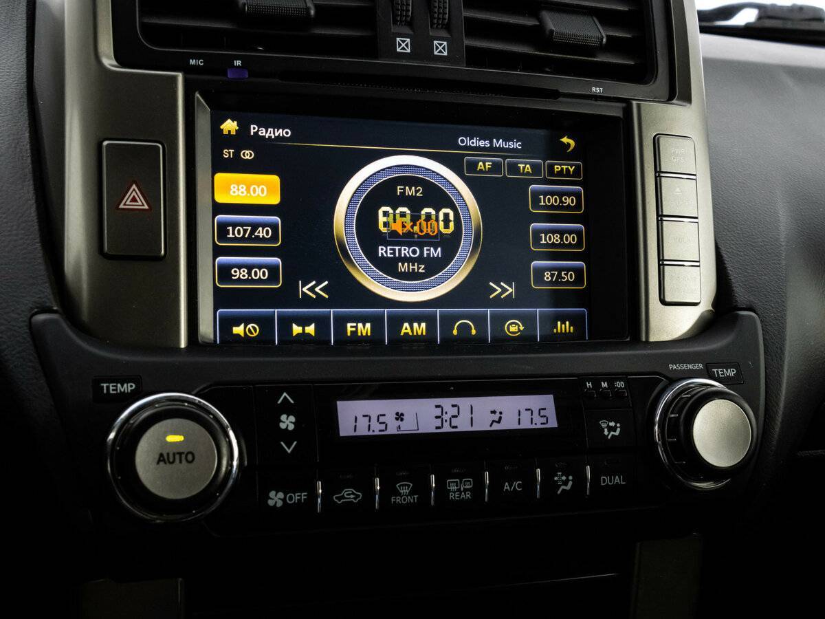 Toyota Land Cruiser Prado с пробегом — 2013 год. Фото: #14