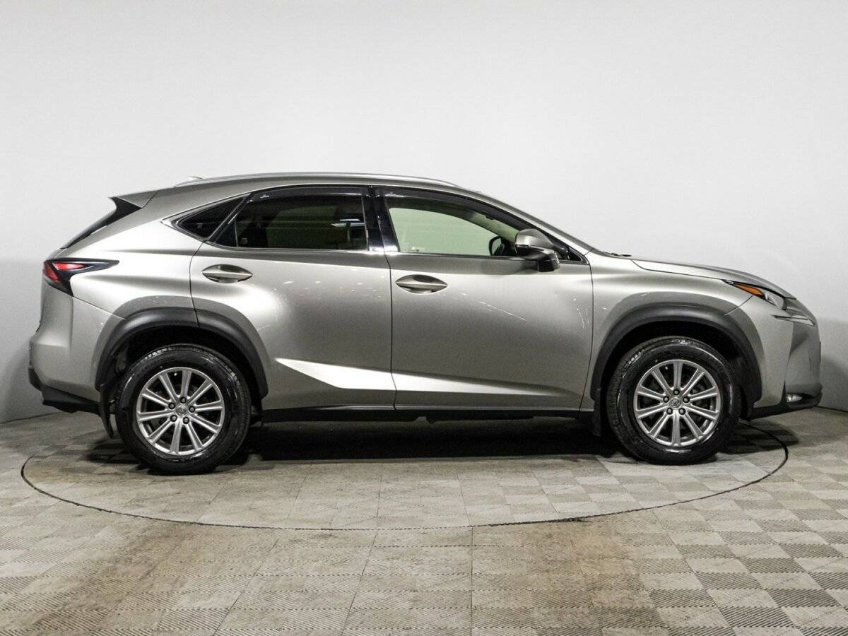 Lexus NX с пробегом — 2015 год. Фото: #3