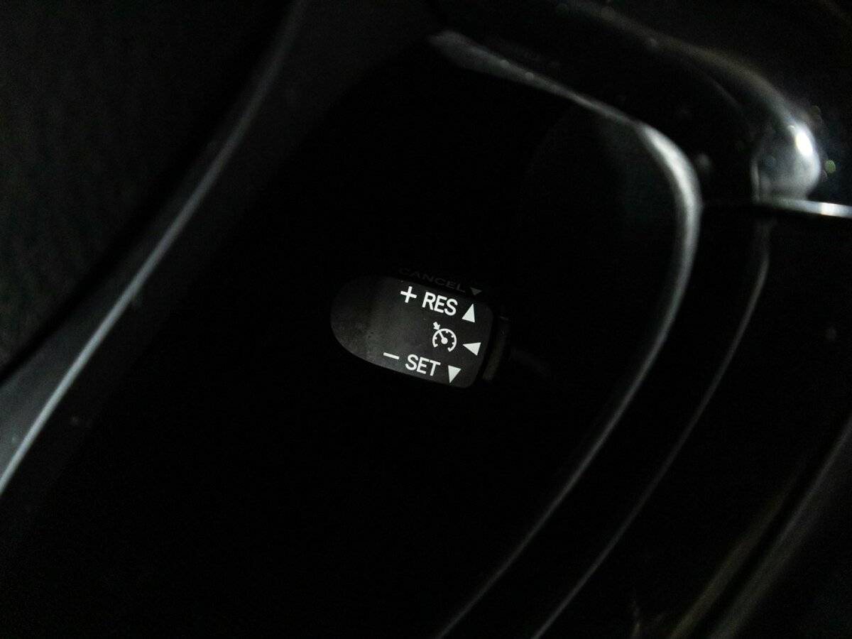 Toyota C-HR с пробегом — 2019 год. Фото: #16