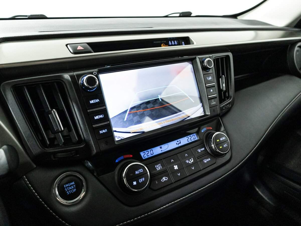 Toyota RAV4 с пробегом — 2018 год. Фото: #19