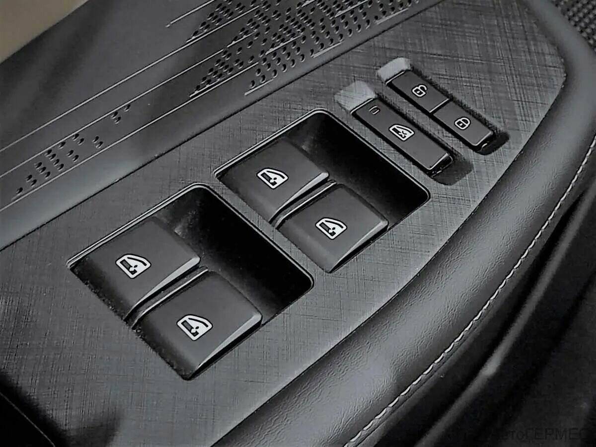 Changan UNI-V с пробегом — 2023 год. Фото: #9