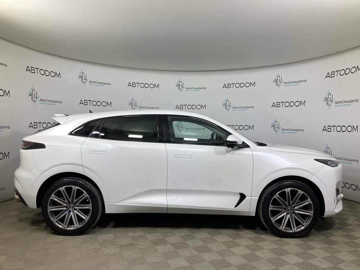 Changan UNI-K с пробегом — 2023 год. Фото: #3