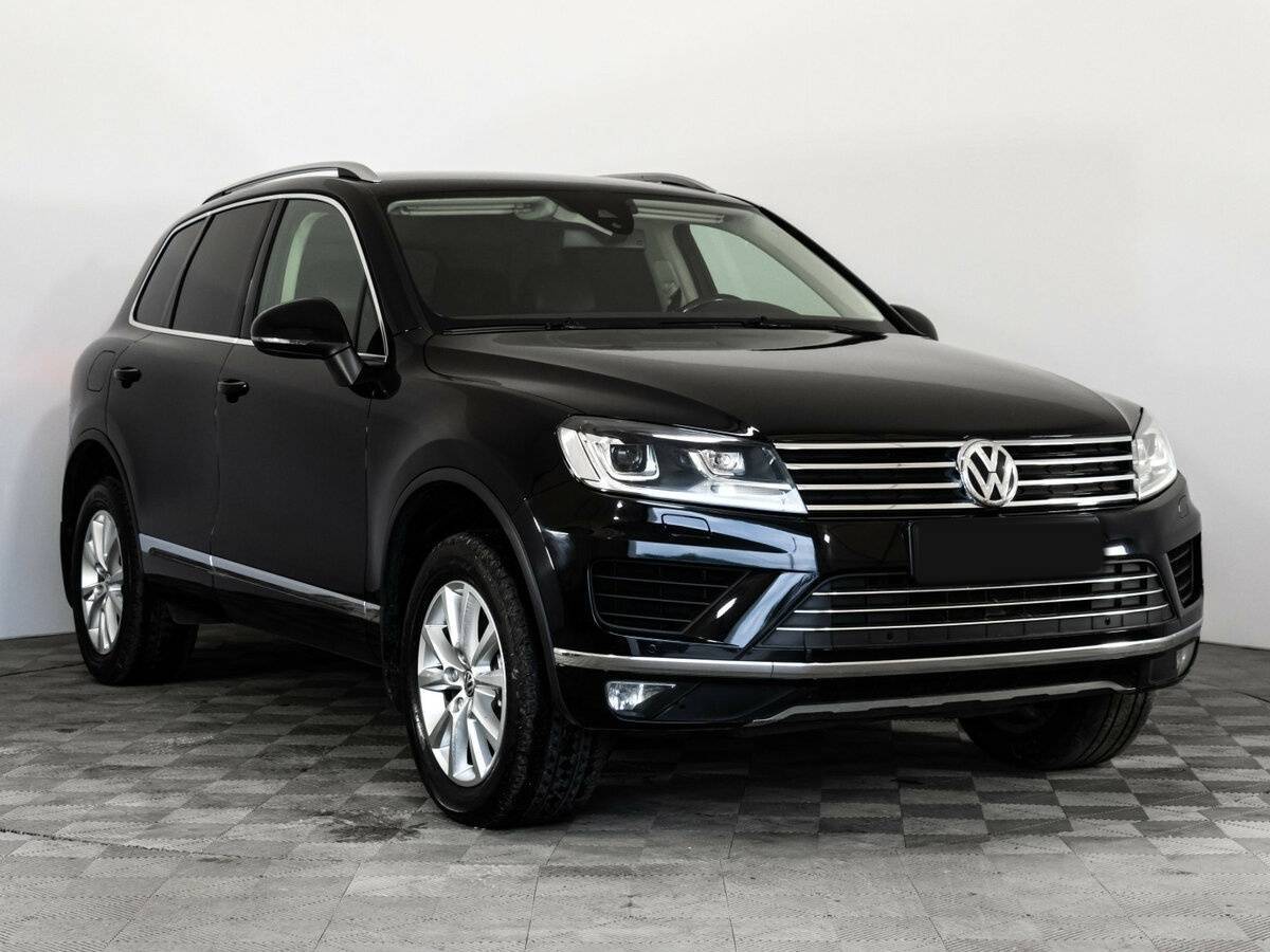 Volkswagen Touareg с пробегом — 2015 год. Фото: #3