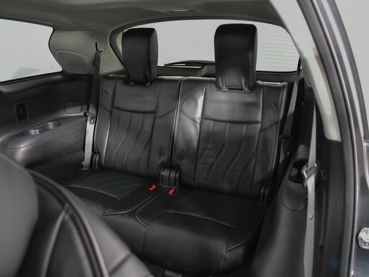 Infiniti QX60 с пробегом — 2014 год. Фото: #15