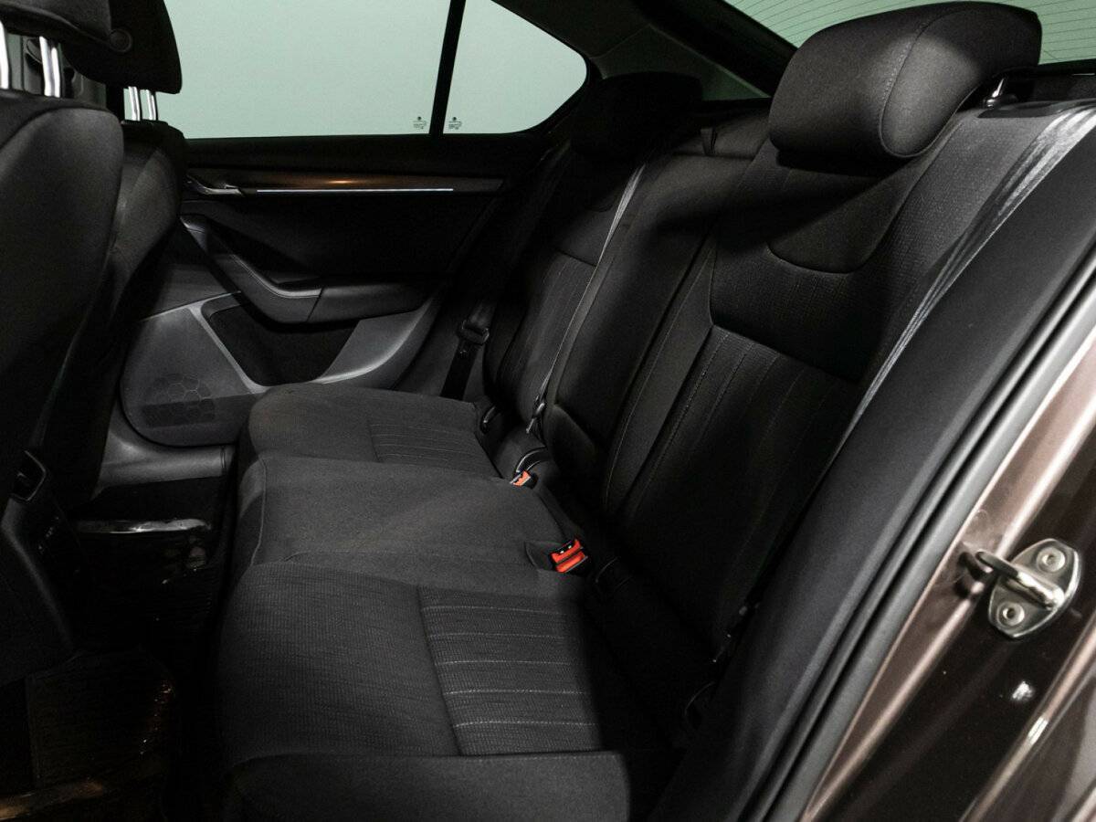 Skoda Octavia с пробегом — 2018 год. Фото: #9