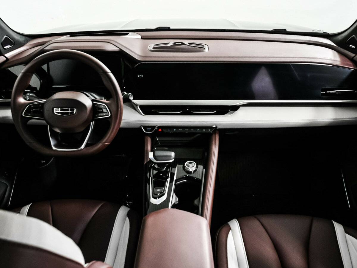 Geely Monjaro с пробегом — 2023 год. Фото: #10