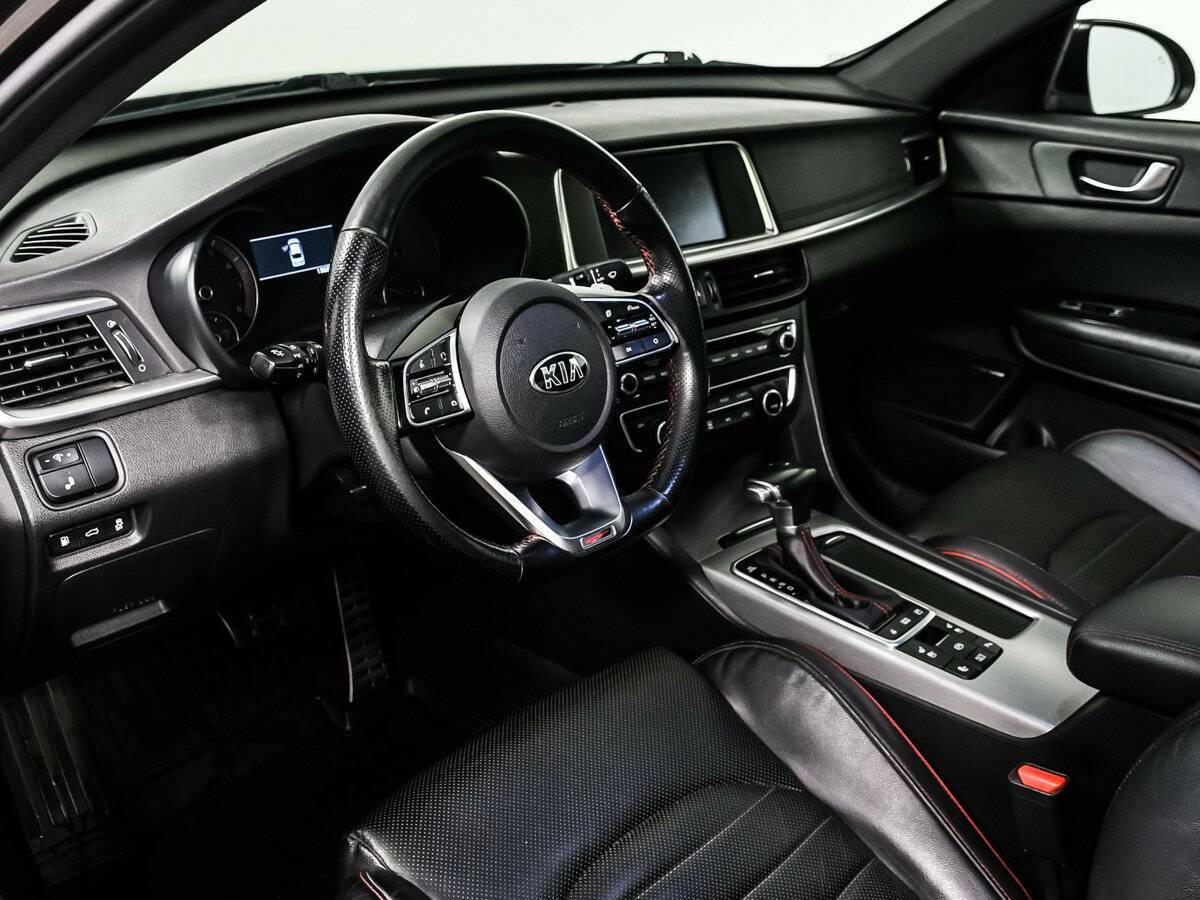Kia Optima с пробегом — 2018 год. Фото: #12