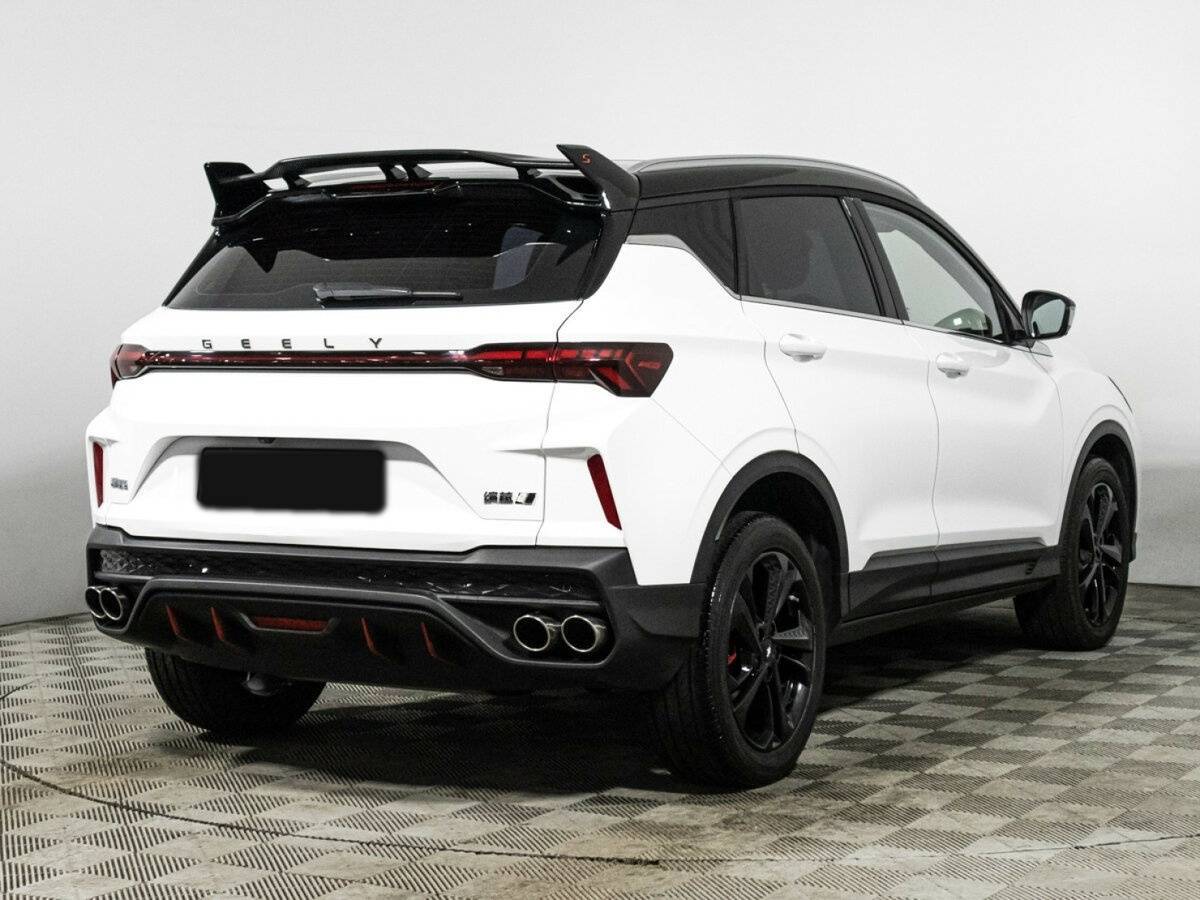 Geely Coolray с пробегом — 2023 год. Фото: #4