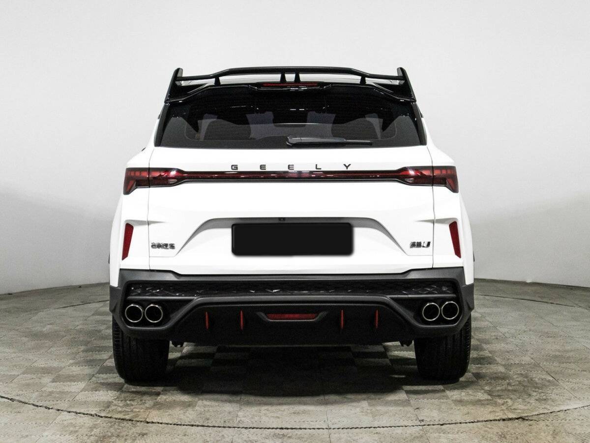 Geely Coolray с пробегом — 2023 год. Фото: #5