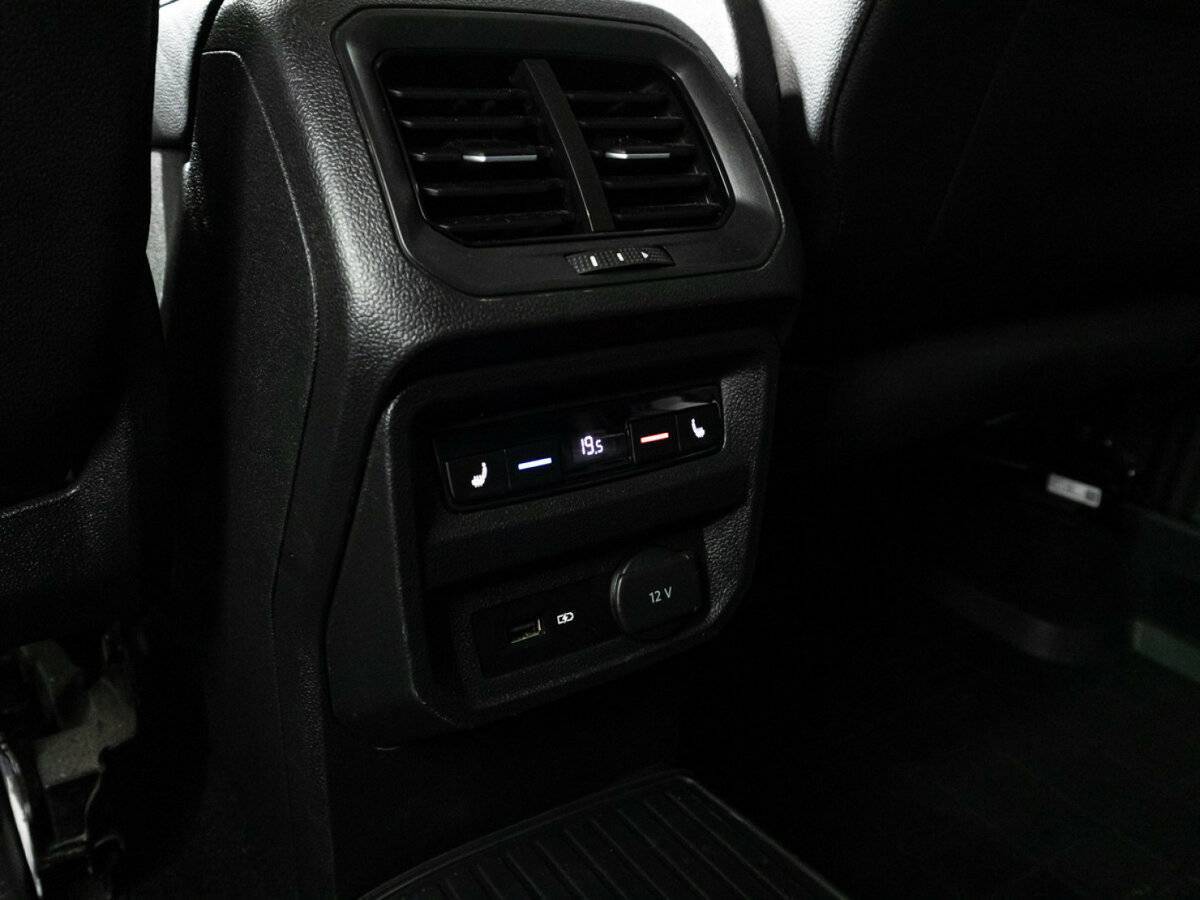 Volkswagen Tiguan с пробегом — 2020 год. Фото: #22