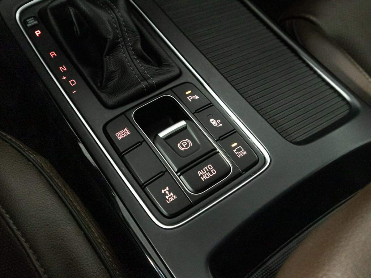 Kia Sorento с пробегом — 2017 год. Фото: #23