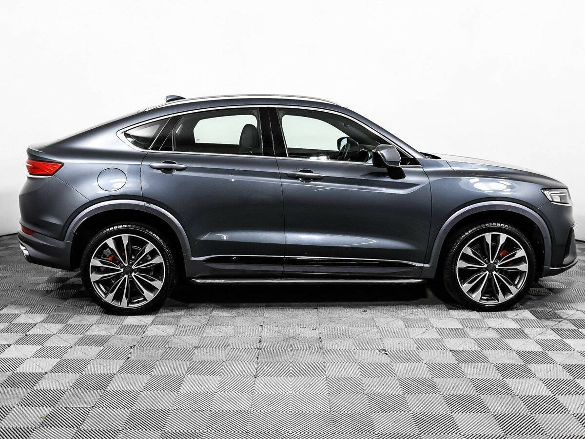 Geely Tugella с пробегом — 2022 год. Фото: #3